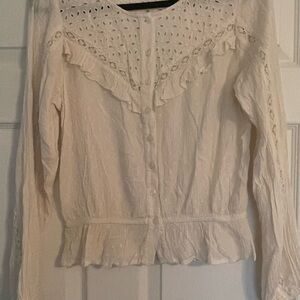 American Eagle peasant blouse ivory, medium laced crinkled,boho,fairy core